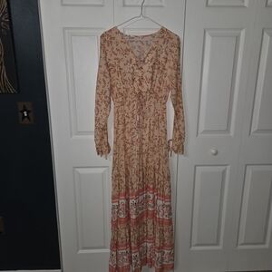 Elegant Floral Long Sleeve Dress in Cream and Pink